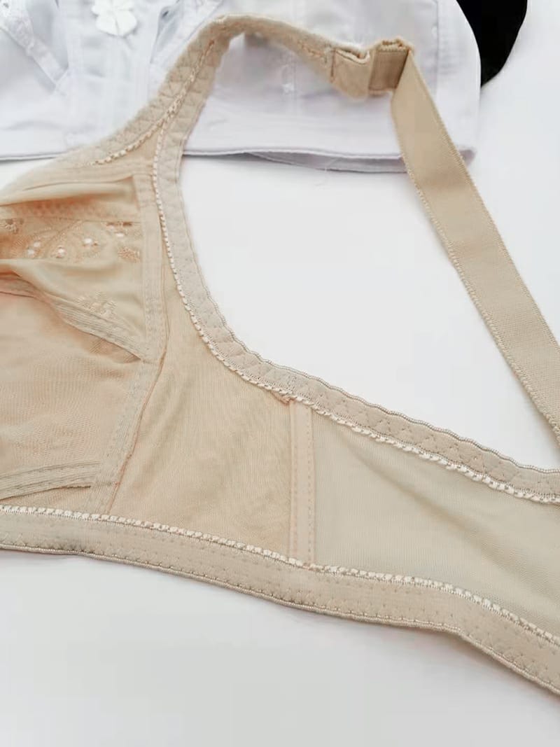 Pack Of 2 Imported Beautiful Embroidery Printed Wireless Non Padded Cotton Bras